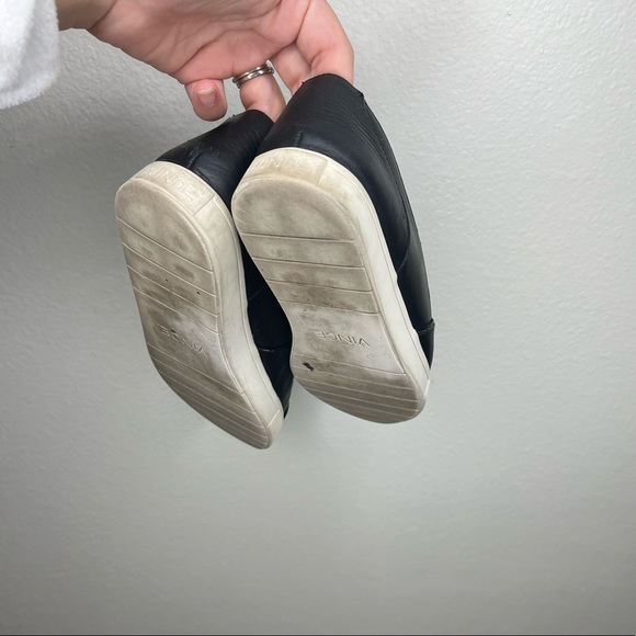 Vince Women's Black 'Paeyre' Pointy Toe Slip-On Leather Sneaker - Picture 7 of 8